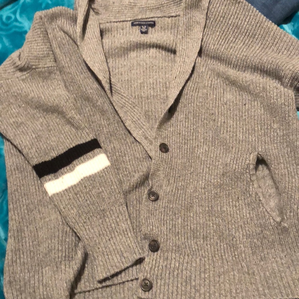American Eagle Grey cardigan